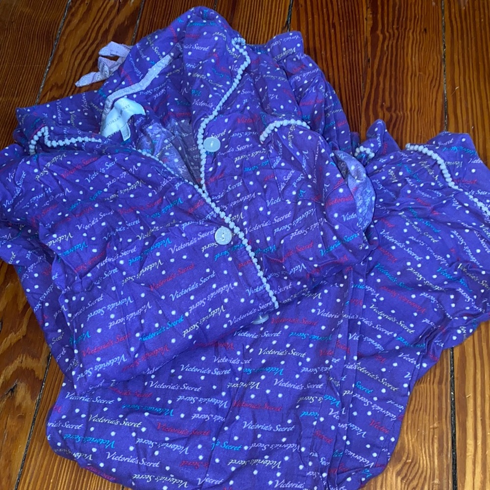 Victoria’s Secret pajama set